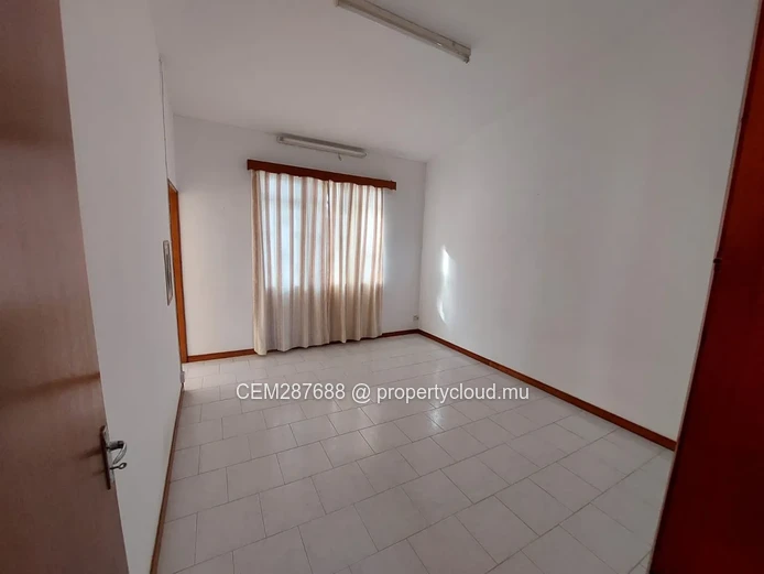House For Sale In  ward 4 Port Louis 