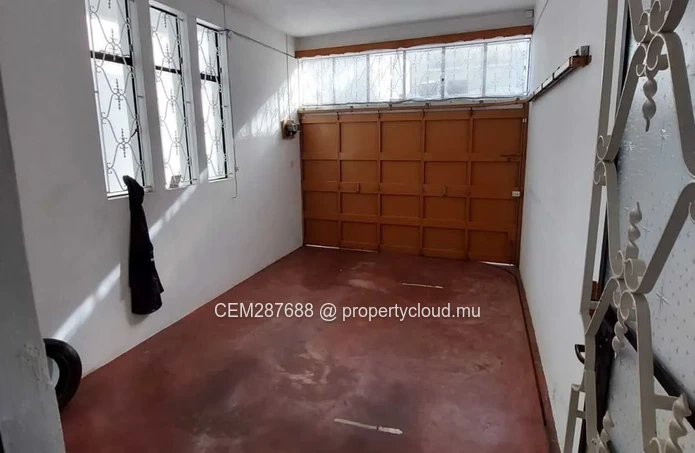 House For Sale In  ward 4 Port Louis 