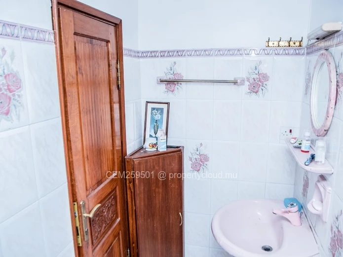 House for sale in Vieux Quatre Bornes 