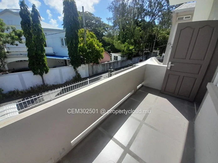 18-bedroom mini hotel for sale in Pereybere