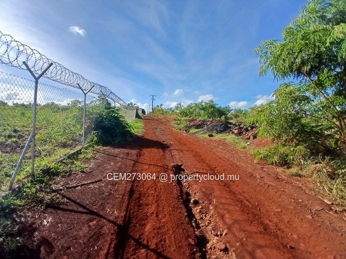Agricultural Land for Sale – Large Plot in St Joseph, Arsenal, Terre Rouge