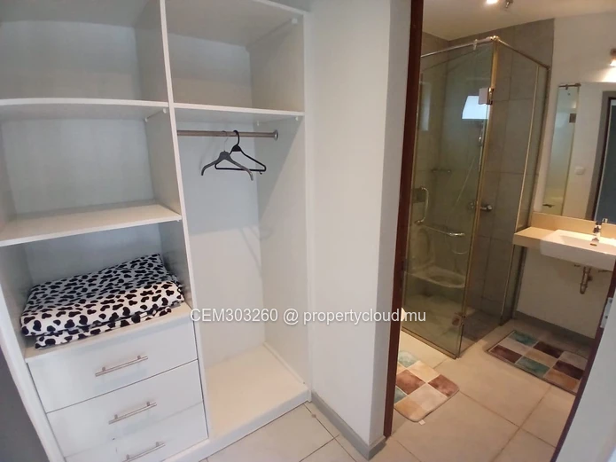 Villa for Sale in Domaine St Louis Pailles