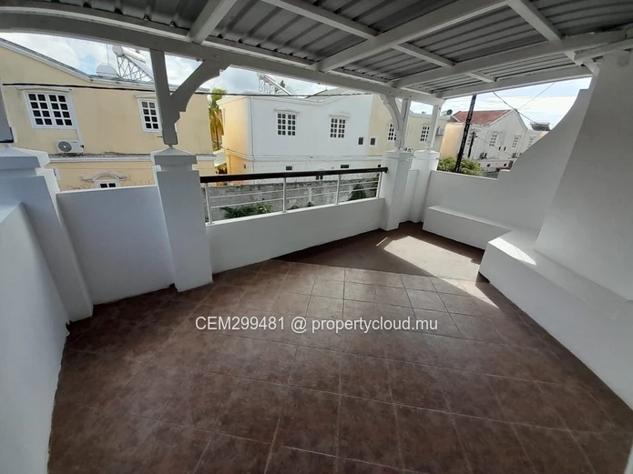 3-Bedroom House for Rent in Pereybere