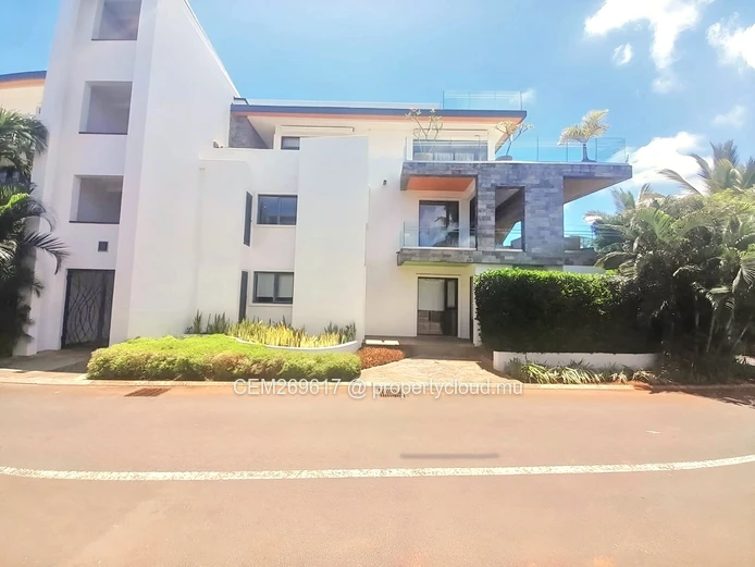 Prestigious Beachfront  Apartment for Sale in Azuri, Roche Noires