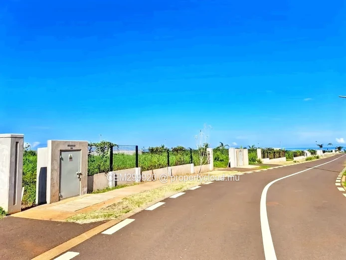 Residential Land for Sale - Magenta parkside - Flic en Flac