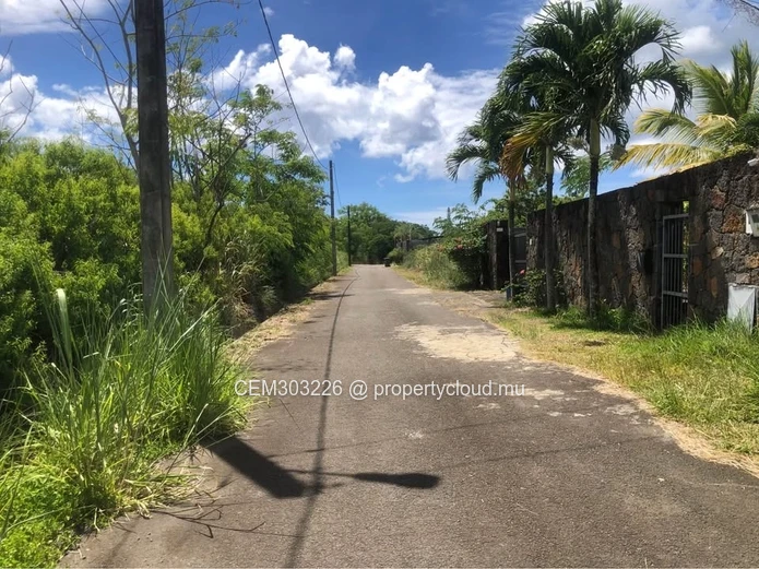 18.46 Perches Residential Land for Sale in Balaclava