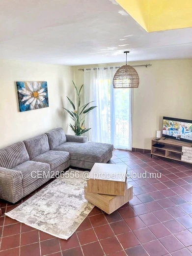 Charming Individual House With a Pool For Rent in Baie Tombeau 