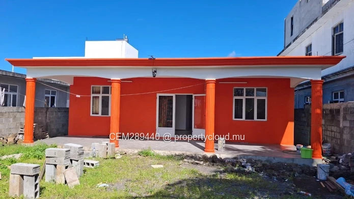Fully funished  House For Rent In Morc Pont Lardier Bel Air