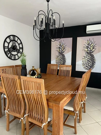 Elegant 3-Bedroom Apartment for Rent in Flic en Flac – Comfort, Security & Serenity 