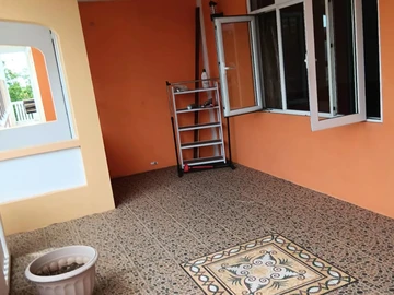 17 Bedroom Hotel