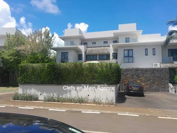 4 Bedroom Townhouse, Duplex