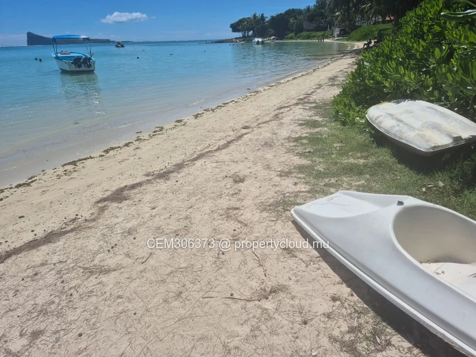 Beachfront Land for Sale – Pereybere | 33 Perches