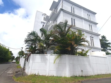18 Bedroom House