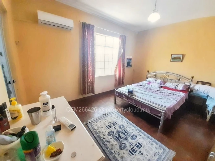 Spacious 4-Bedroom House For Sale In Prime Cap Malheureux