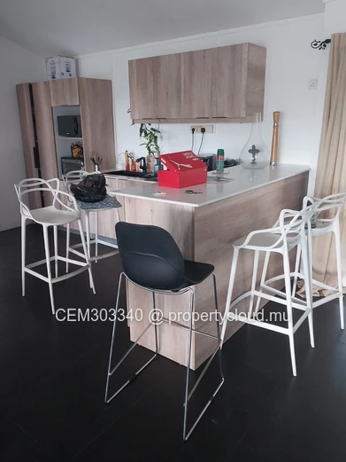 4-bedroom family villa with swimming pool for sale – Village des Pêcheurs, Rivière Noire