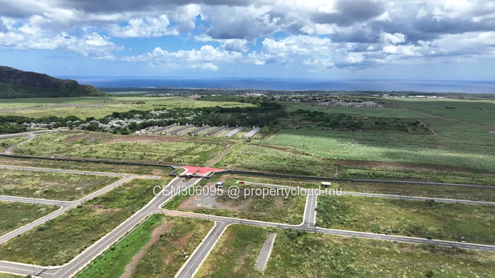 Residential Land for Sale – Lotissement Pierrefonds | 15.28 Perches 