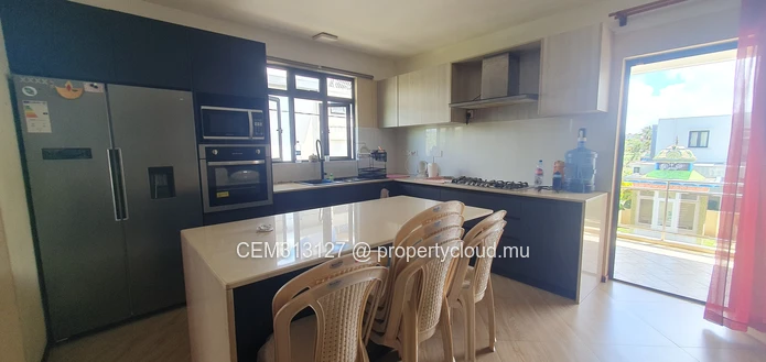 Maison à Vendre – Carreau Laliane, Vacoas 