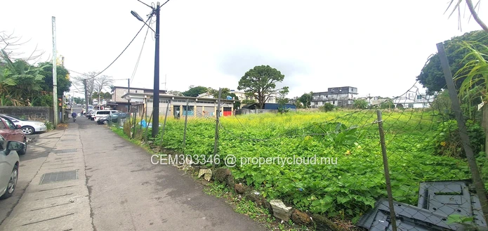 50 perches prime plot for sale in Quartier Militaire