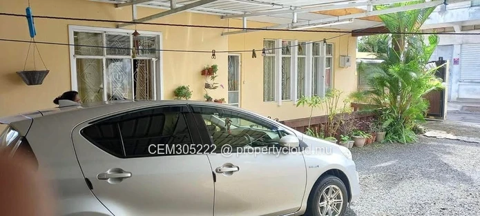 Affordable 5-Bedroom House for Sale in Rose Hill – Excellent Investment Opportunity