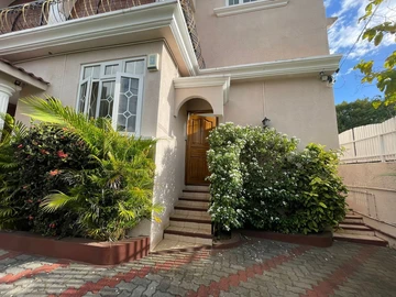 Villa de 6 Chambres