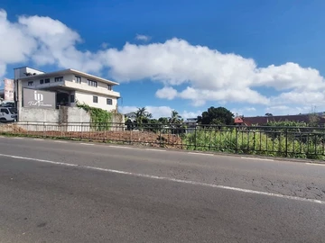 Commercial Land