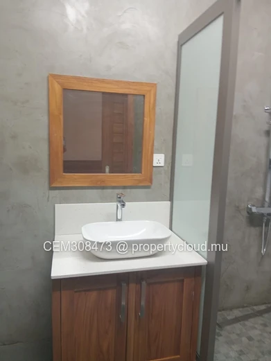 Modern 4-Bedroom Triplex for Rent in Flic en Flac