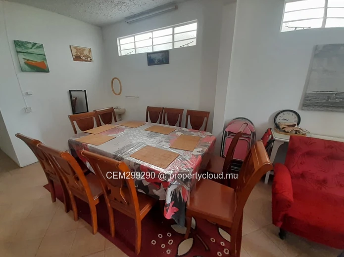  Individual beachfront Villa for Sale in Souillac