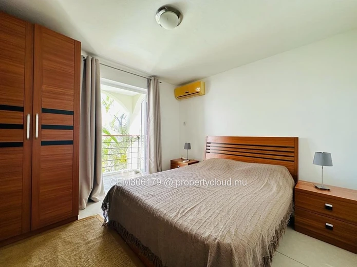 Refined 3-Bedroom Villa with a Swimming Pool for Rent in Grand Bay