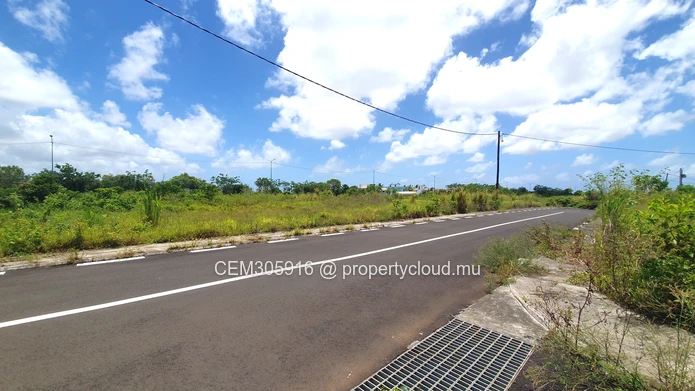 Commercial & Residential Land for Sale – Lotissement Rose Belle | 10.75 Perches