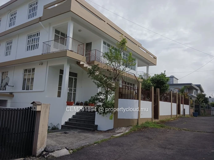 Residential Block For Sale – Curepipe