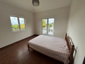 6 Bedroom House