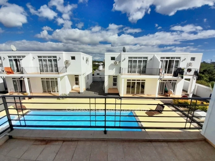 Furnished two bedrooms duplex for rent in Albion