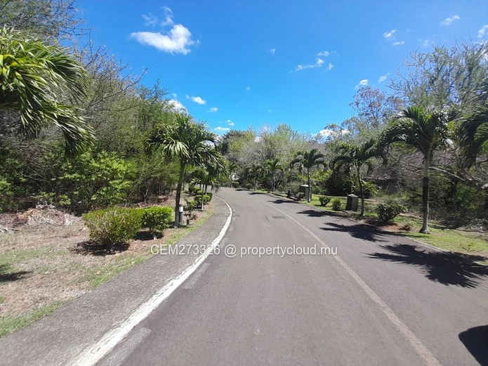 Residential Land for Sale – Domaine St Louis, Pailles