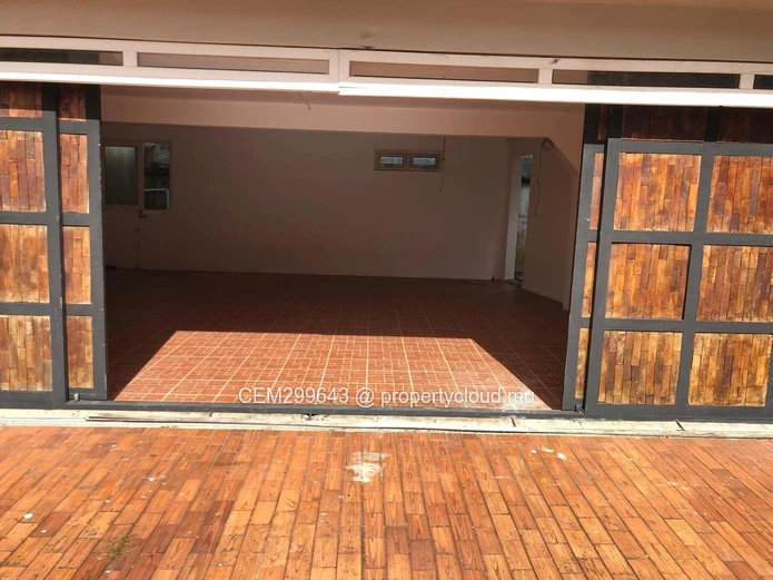  Commercial Space for Rent in the Heart of Mauritius – St. Paul, Vacoas