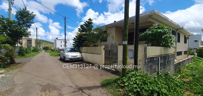 Maison à Vendre – Carreau Laliane, Vacoas 