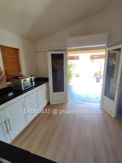 Villa for Sale – Les Multipliants, Petite Rivière Noire 4 Bedrooms 