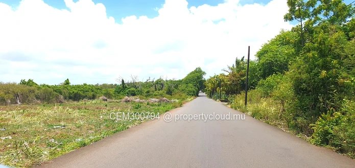 7.39 perches residential plots for sale – St Antoine, Goodlands