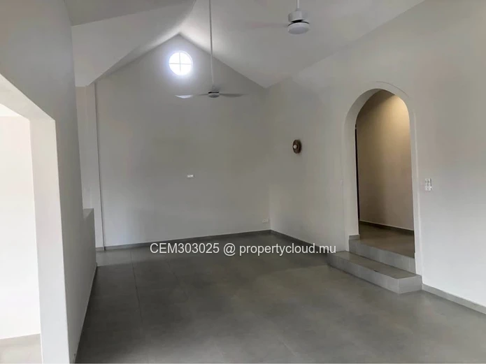 Modern & Secure Family Home For Sale In Rose Hill – Ideal For Extended Living