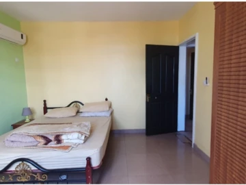 8 Bedroom Villa