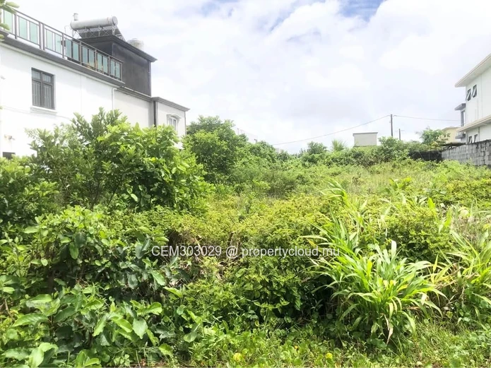 10.19 Perches Residential Land for Sale in Morc Riverland Camp Caval Curepipe
