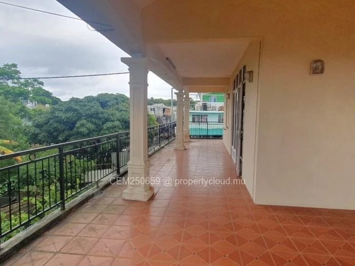 House for sale in HIGHLANDS