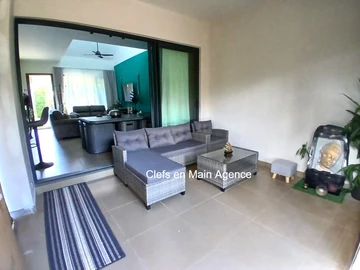 4 Bedroom Townhouse, Duplex