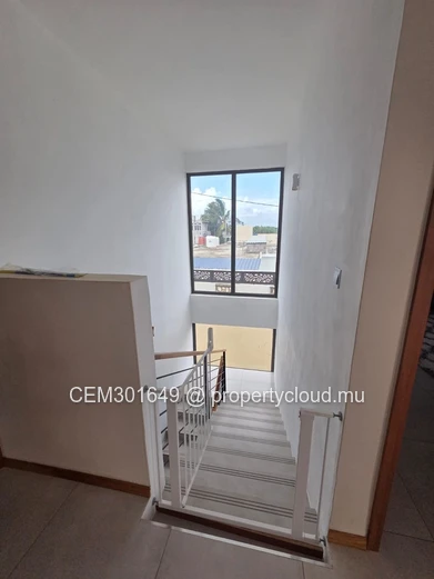Elegant & Modern 4-bedroom Villa for Sale in Grand Gaube