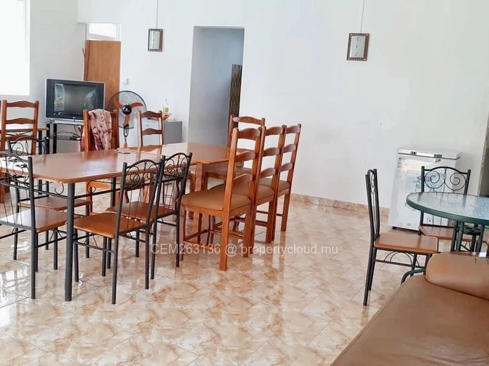 Furnished two bedrooms duplex for rent in Albion