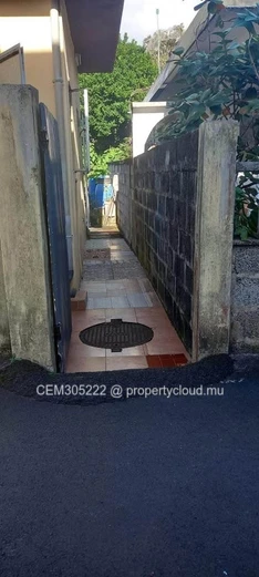 Affordable 5-Bedroom House for Sale in Rose Hill – Excellent Investment Opportunity