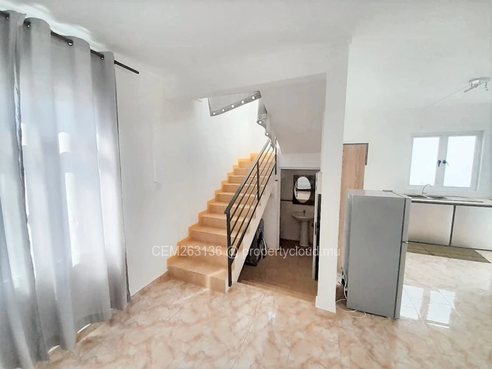 Furnished two bedrooms duplex for rent in Albion