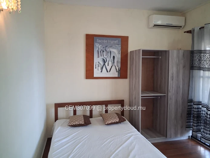 Beachfront Apartment for Rent – Flic en Flac | 2 Bedrooms 
