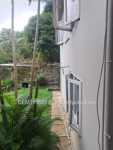 5 Bedrooms House for Sale – Curepipe