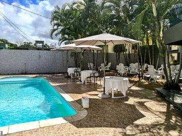 27 Bedroom Townhouse, Duplex