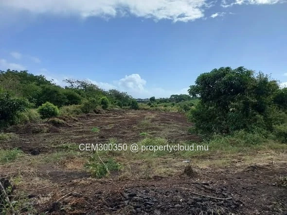 LAND FOR SALE – Chemin Vingt Pieds, Grand Baie